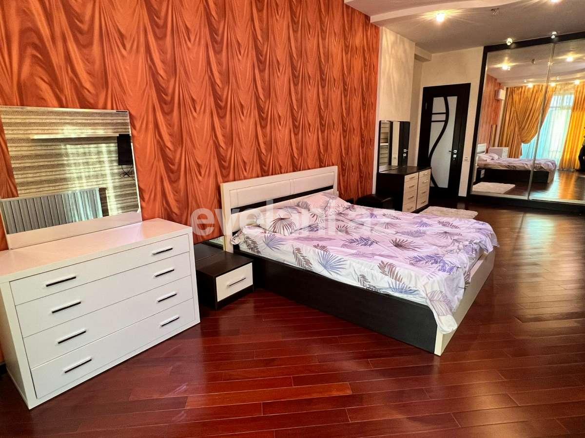 Kirayə verilir, yeni tikili, 3 otaqlı, 265 m², Bakı, Xətai r, Şah İsmayıl Xətai m.