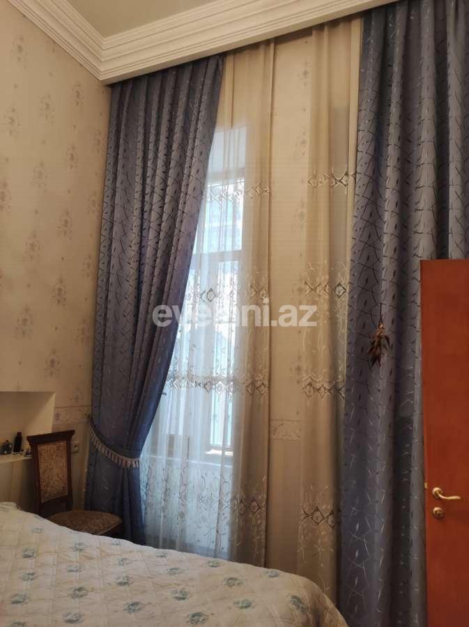 Satılır, köhnə tikili, 5 otaqlı, 130 m², Bakı, Nəsimi r, Nizami m.