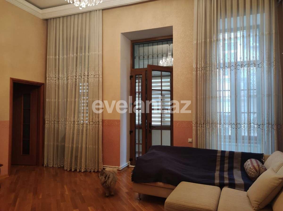 Satılır, köhnə tikili, 5 otaqlı, 130 m², Bakı, Nəsimi r, Nizami m.