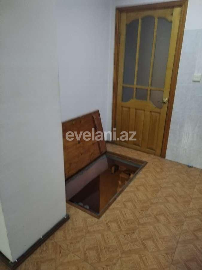 Satılır, köhnə tikili, 5 otaqlı, 140 m², Bakı, Binəqədi r, Biləcəri q.