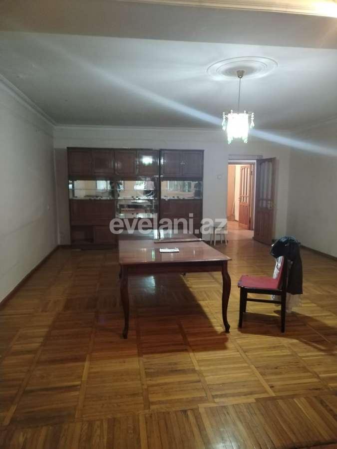 Satılır, köhnə tikili, 5 otaqlı, 140 m², Bakı, Binəqədi r, Biləcəri q.