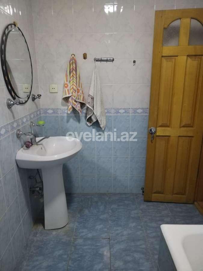 Satılır, köhnə tikili, 5 otaqlı, 140 m², Bakı, Binəqədi r, Biləcəri q.