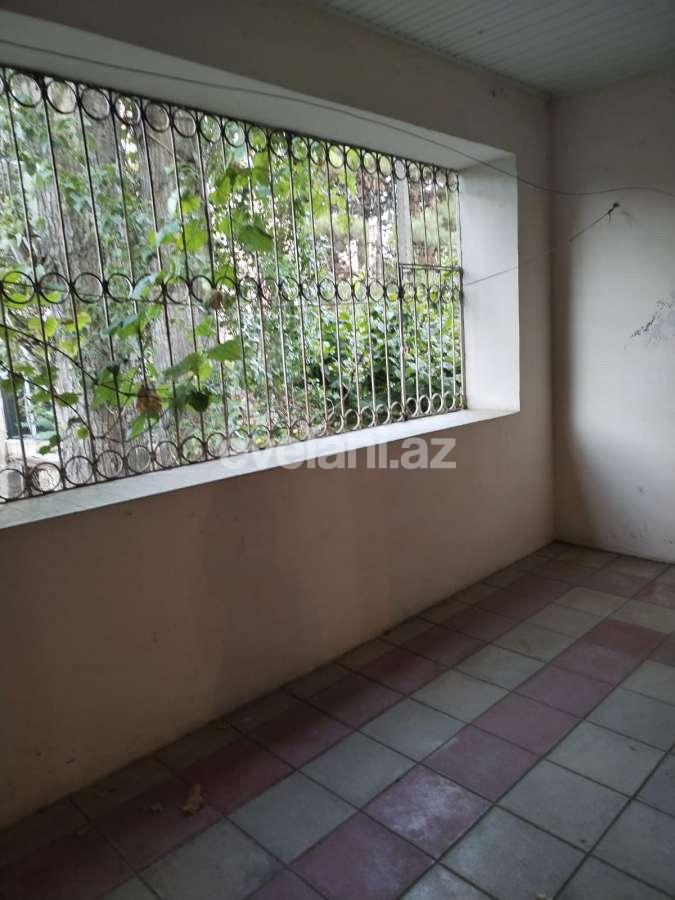 Satılır, köhnə tikili, 5 otaqlı, 140 m², Bakı, Binəqədi r, Biləcəri q.