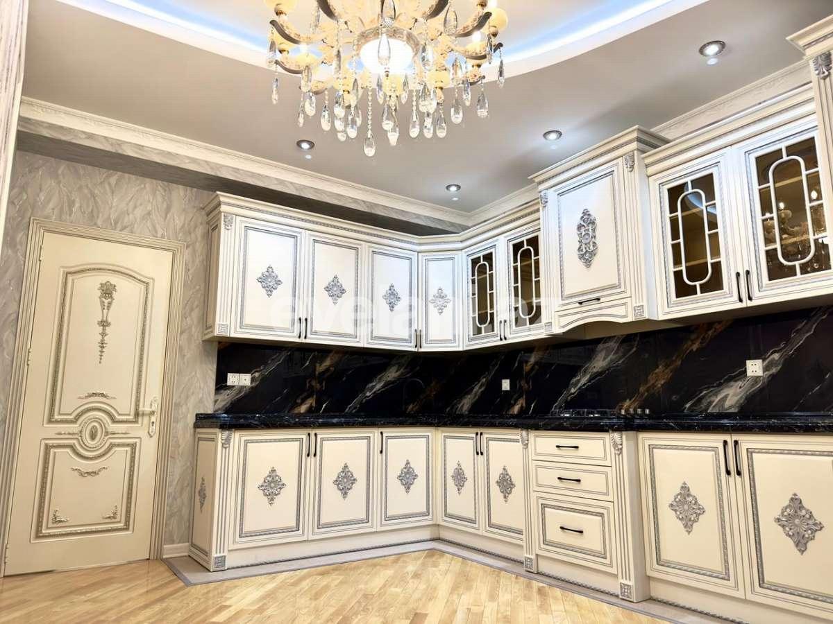 Satılır, yeni tikili, 5 otaqlı, 150 m², Bakı, Xətai r, Əhmədli q, Əhmədli m.