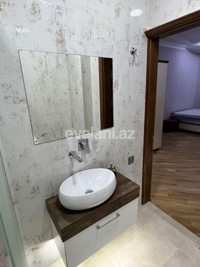 Сдаётся, новостройка, 4-комнаты, 211 m², Баку, Ясамальский r, Элмляр Академиясы m.