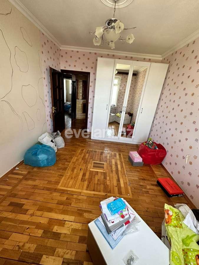 Satılır, köhnə tikili, 5 otaqlı, 120 m², Bakı, Xətai r, Əhmədli q, Əhmədli m.