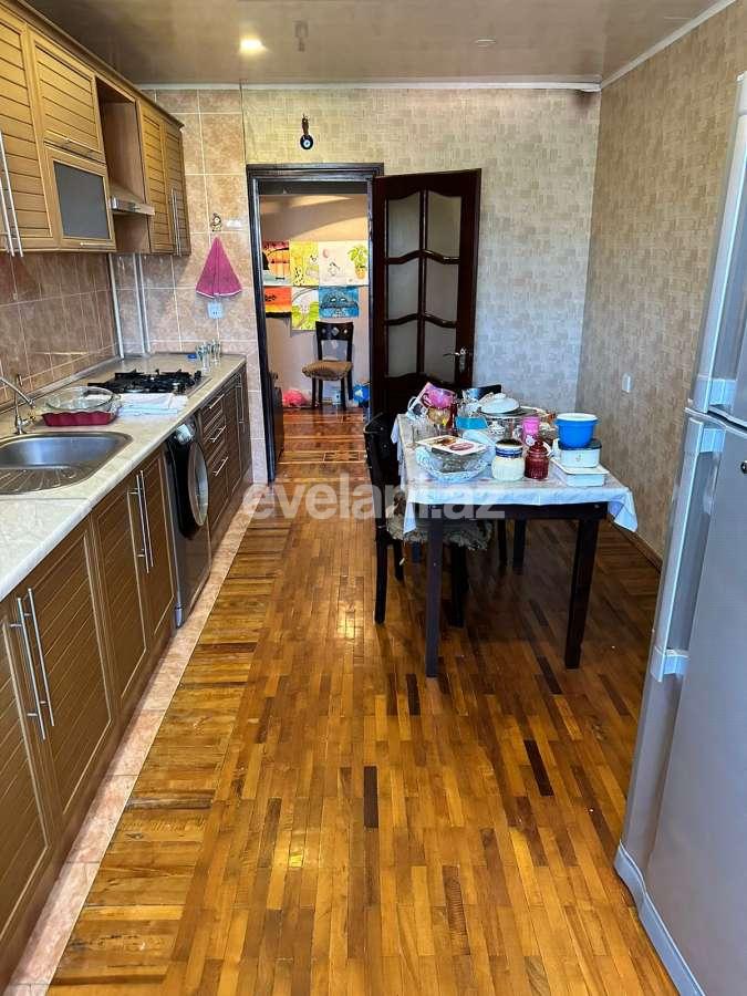 Satılır, köhnə tikili, 5 otaqlı, 120 m², Bakı, Xətai r, Əhmədli q, Əhmədli m.