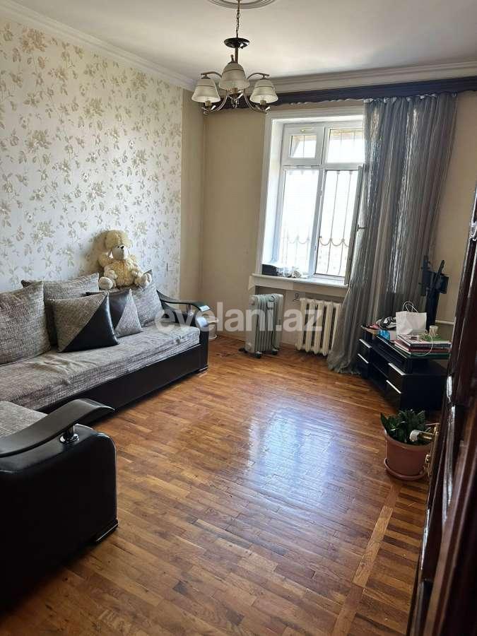 Satılır, köhnə tikili, 5 otaqlı, 120 m², Bakı, Xətai r, Əhmədli q, Əhmədli m.