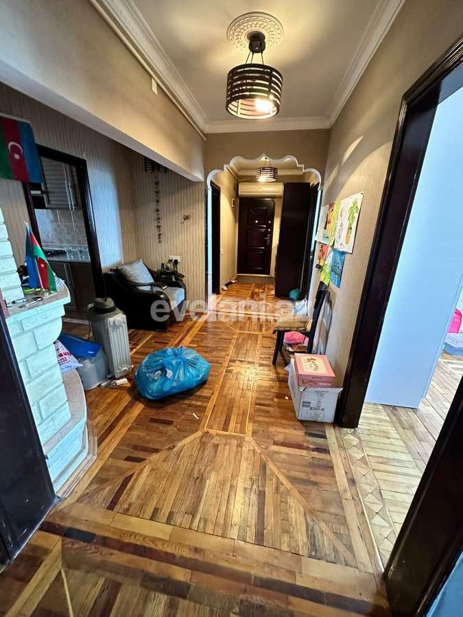 Satılır, köhnə tikili, 5 otaqlı, 120 m², Bakı, Xətai r, Əhmədli q, Əhmədli m.