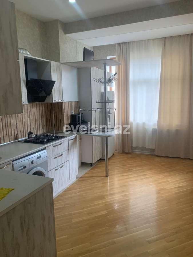 Kirayə verilir, köhnə tikili, 2 otaqlı, 79.99 m², Bakı, Nəsimi r, 2-ci mikrorayon q, Memar Əcəmi m.