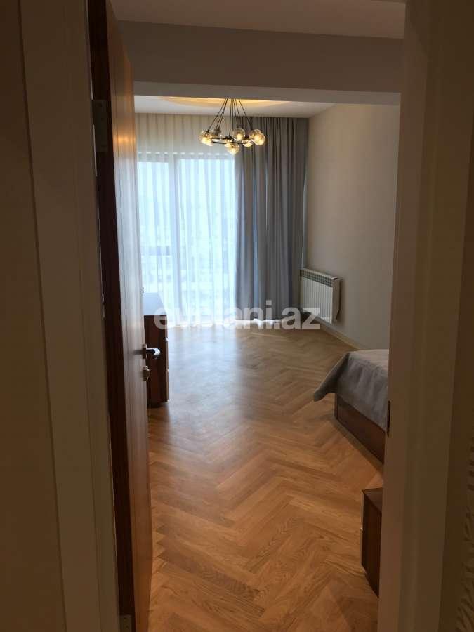 Satılır, yeni tikili, 4 otaqlı, 175 m², Bakı, Xətai r, Şah İsmayıl Xətai m.