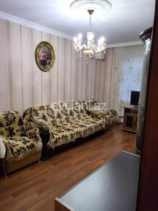 Rent, old building, 3 room, 70 m², Baku, Surakhani r, Gunashli d.