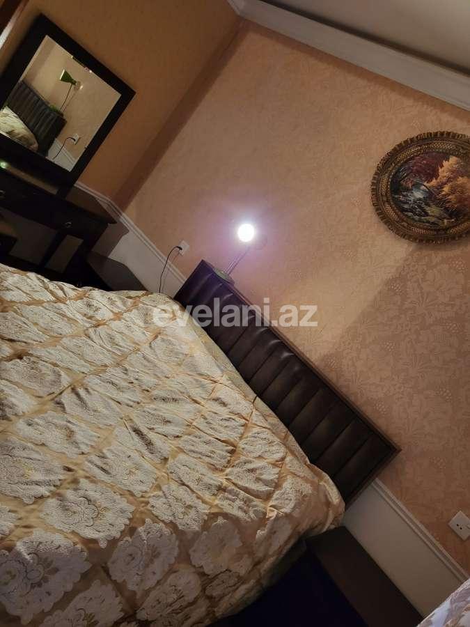 Rent, old building, 3 room, 70 m², Baku, Surakhani r, Gunashli d.