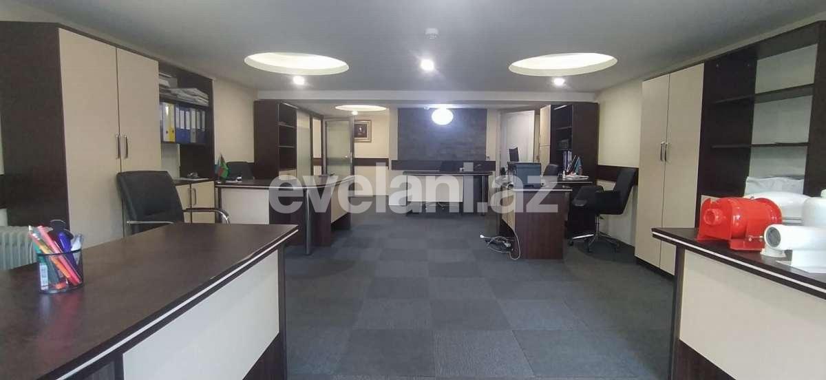 Сдаётся, офис, 2-комнаты, 70 m², Баку, Ясамальский r, Иншаатчылар m.