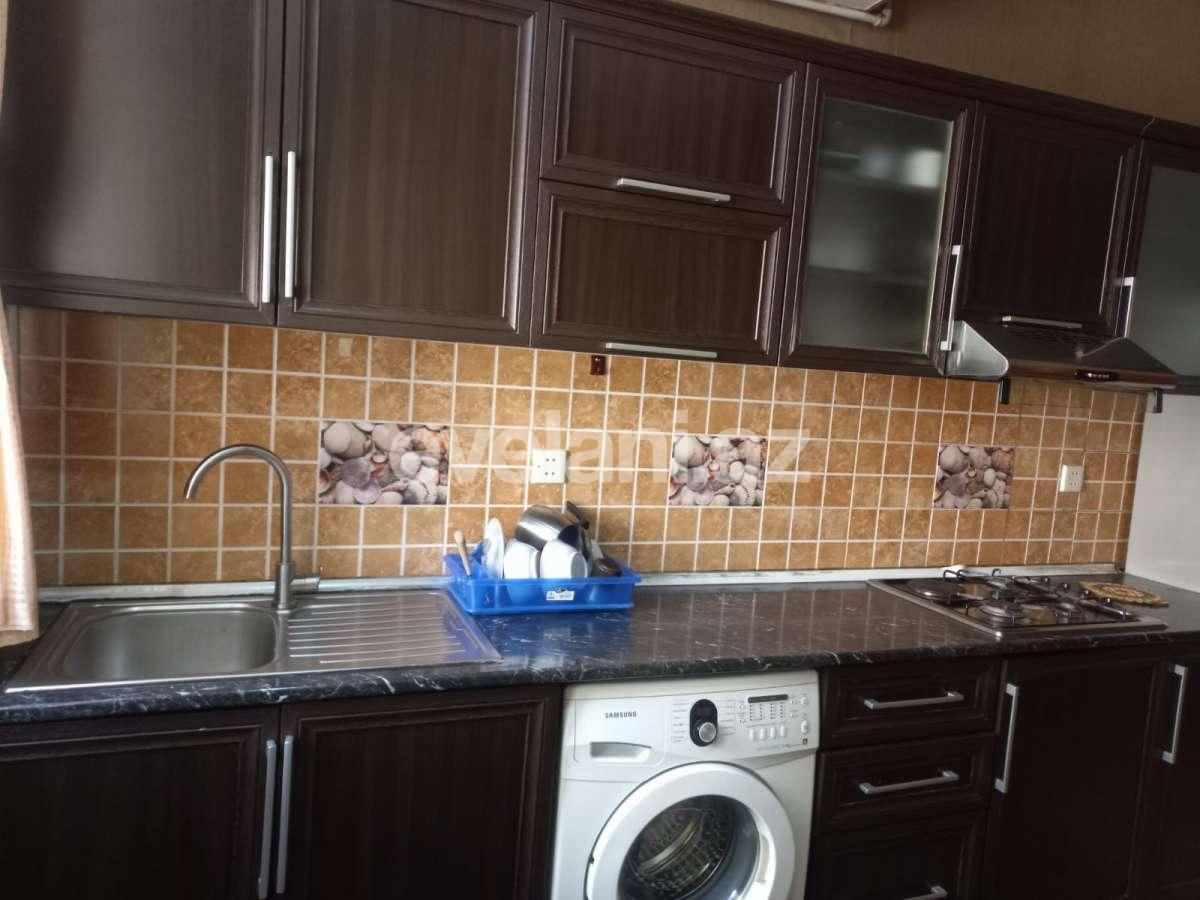 Kirayə verilir, köhnə tikili, 3 otaqlı, 80 m², Bakı, Səbail r, Bayıl q.