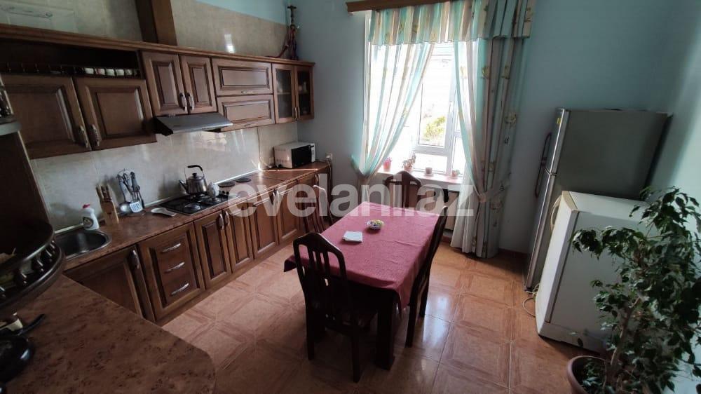 Satılır, həyət evi / bağ, 6 otaqlı, 250 m², Bakı, Səbail r, Badamdar q.