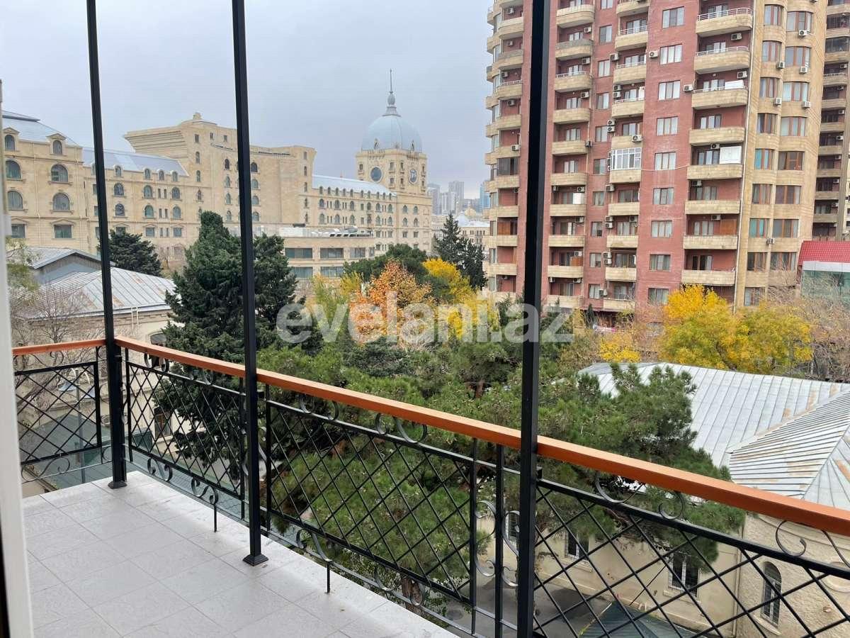 Продаётся, вторичка, 5-комнаты, 132.5 m², Баку, Насиминский r, 28 мая m.