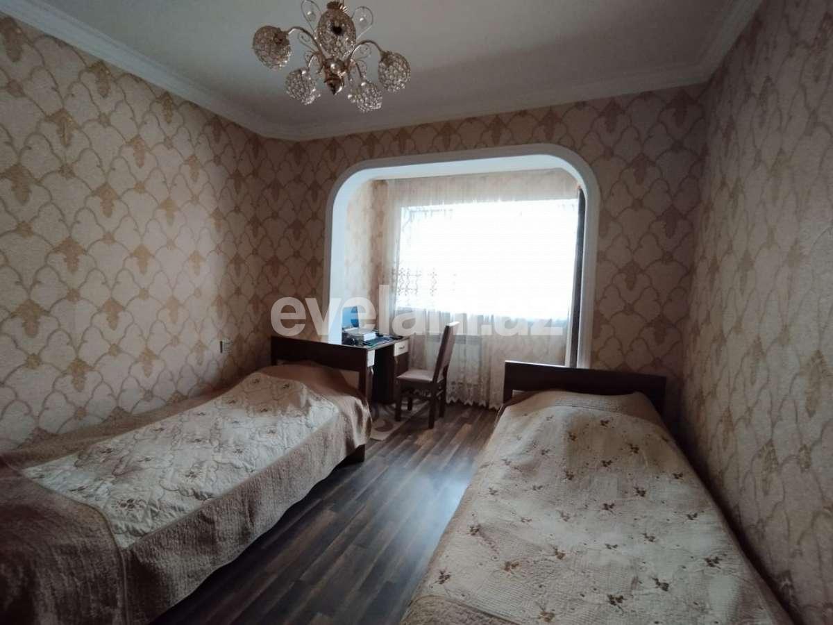 Satılır, köhnə tikili, 3 otaqlı, 70 m², Bakı, Xətai r, Həzi Aslanov m.