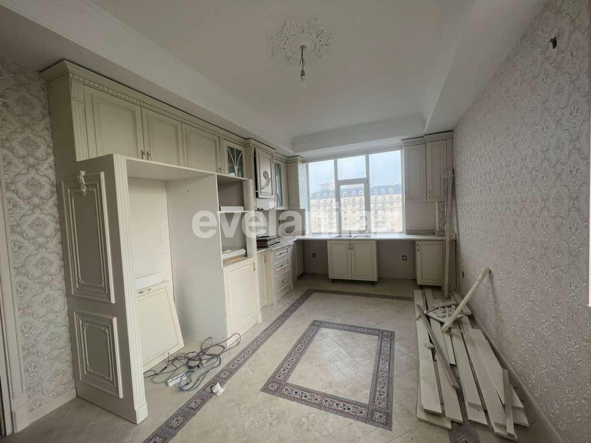 Satılır, yeni tikili, 3 otaqlı, 135 m², Bakı, Xətai r, Şah İsmayıl Xətai m.