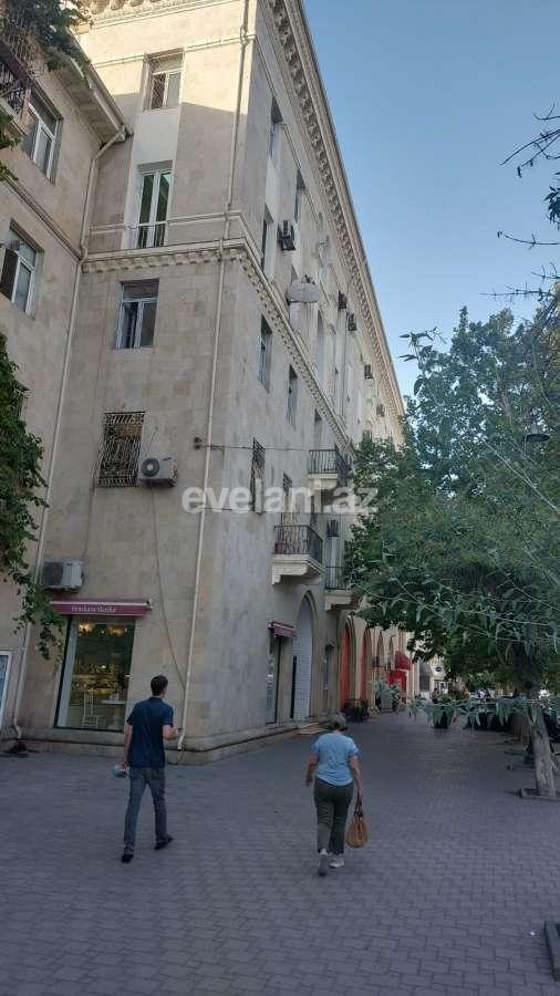 Kirayə verilir, köhnə tikili, 2 otaqlı, 55 m², Bakı, Nəsimi r, Sahil m.