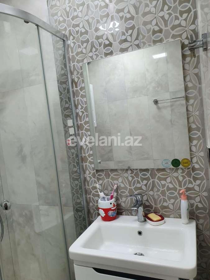 Kirayə verilir, köhnə tikili, 2 otaqlı, 60 m², Bakı, Nizami r, Qara Qarayev m.