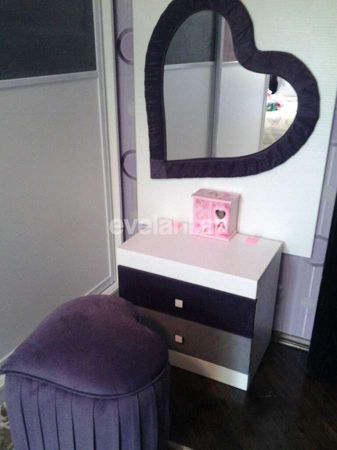 Kirayə verilir, köhnə tikili, 3 otaqlı, 70 m², Bakı, Nəsimi r, 4-cü mikrorayon q, Memar Əcəmi m.