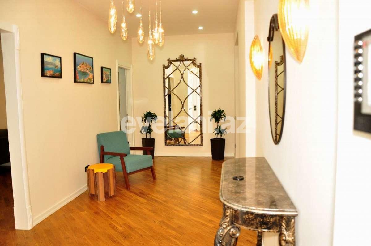 Kirayə verilir, yeni tikili, 3 otaqlı, 141 m², Bakı, Xətai r, Şah İsmayıl Xətai m.