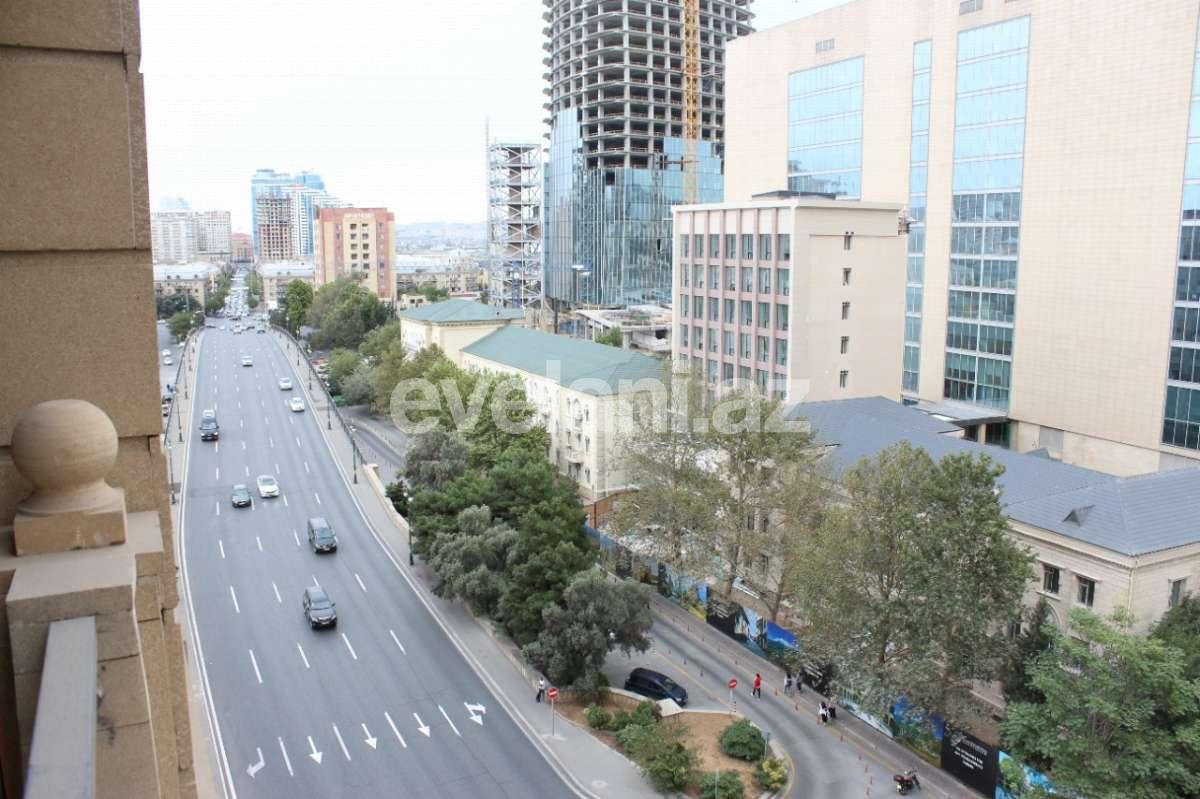 Rent, new building, 3 room, 171 m², Baku, Nasimi r, 28 may m.