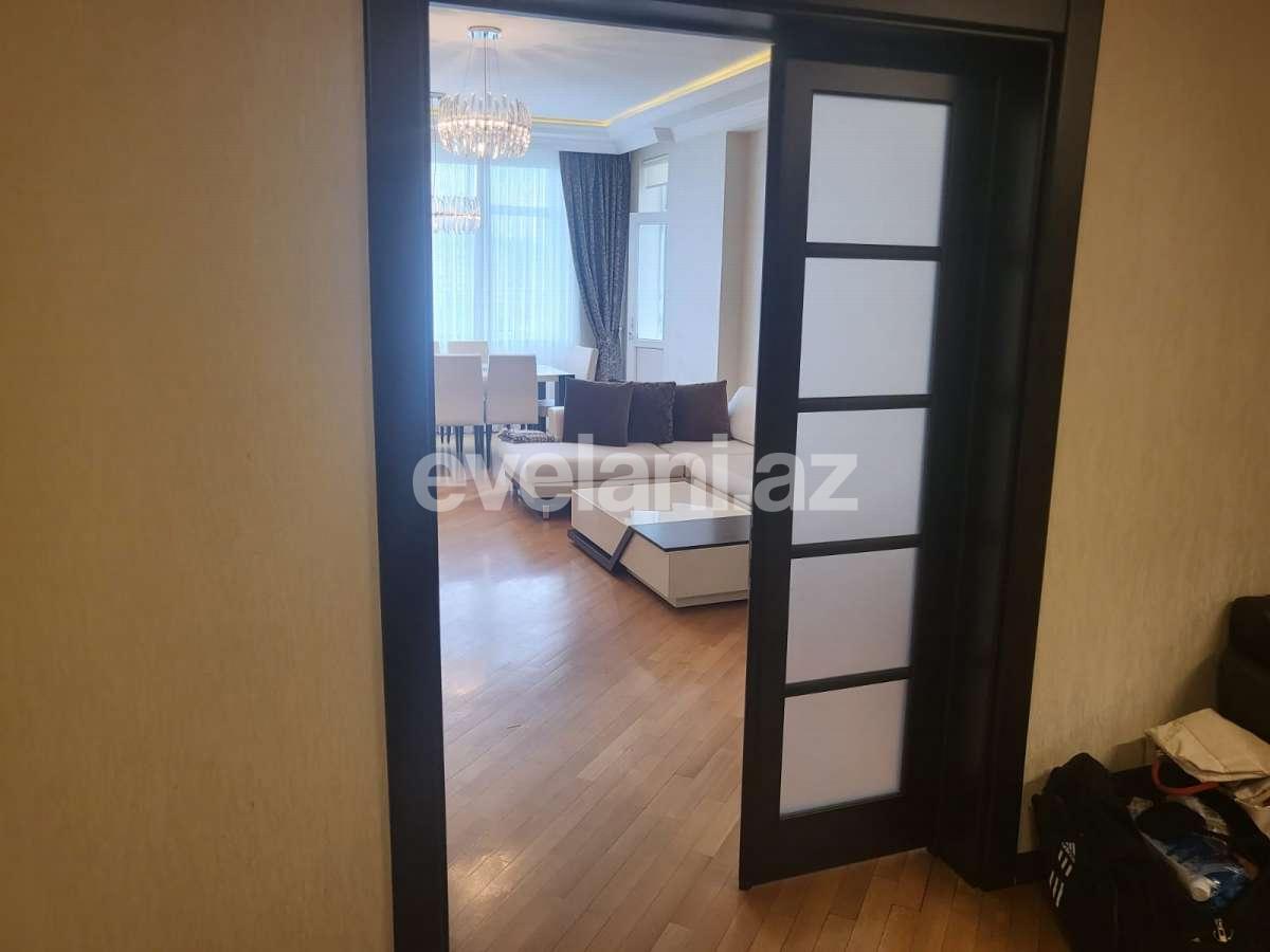 Kirayə verilir, yeni tikili, 4 otaqlı, 214 m², Bakı, Yasamal r, Elmlər Akademiyası m.