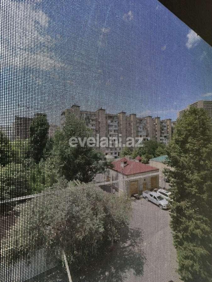 Satılır, köhnə tikili, 3 otaqlı, 100 m², Bakı, Yasamal r, Elmlər Akademiyası m.