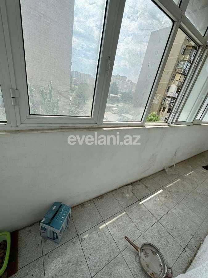 Satılır, köhnə tikili, 3 otaqlı, 100 m², Bakı, Yasamal r, Elmlər Akademiyası m.