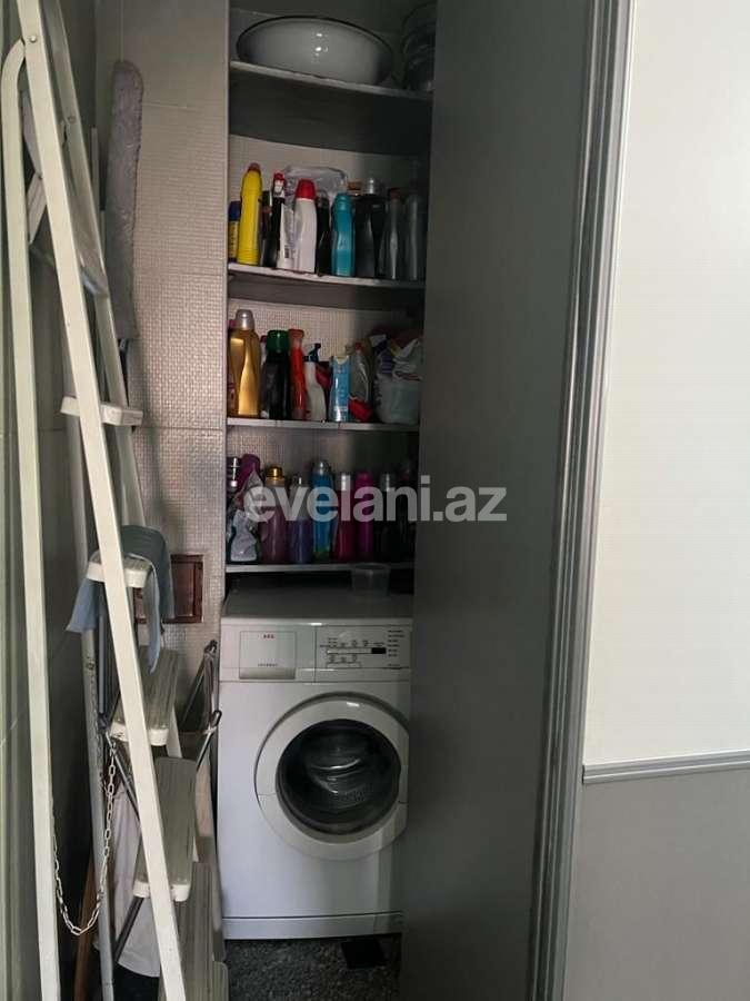Satılır, yeni tikili, 6 otaqlı, 240 m², Bakı, Binəqədi r, 8-ci mikrorayon q, Azadlıq prospekti m.