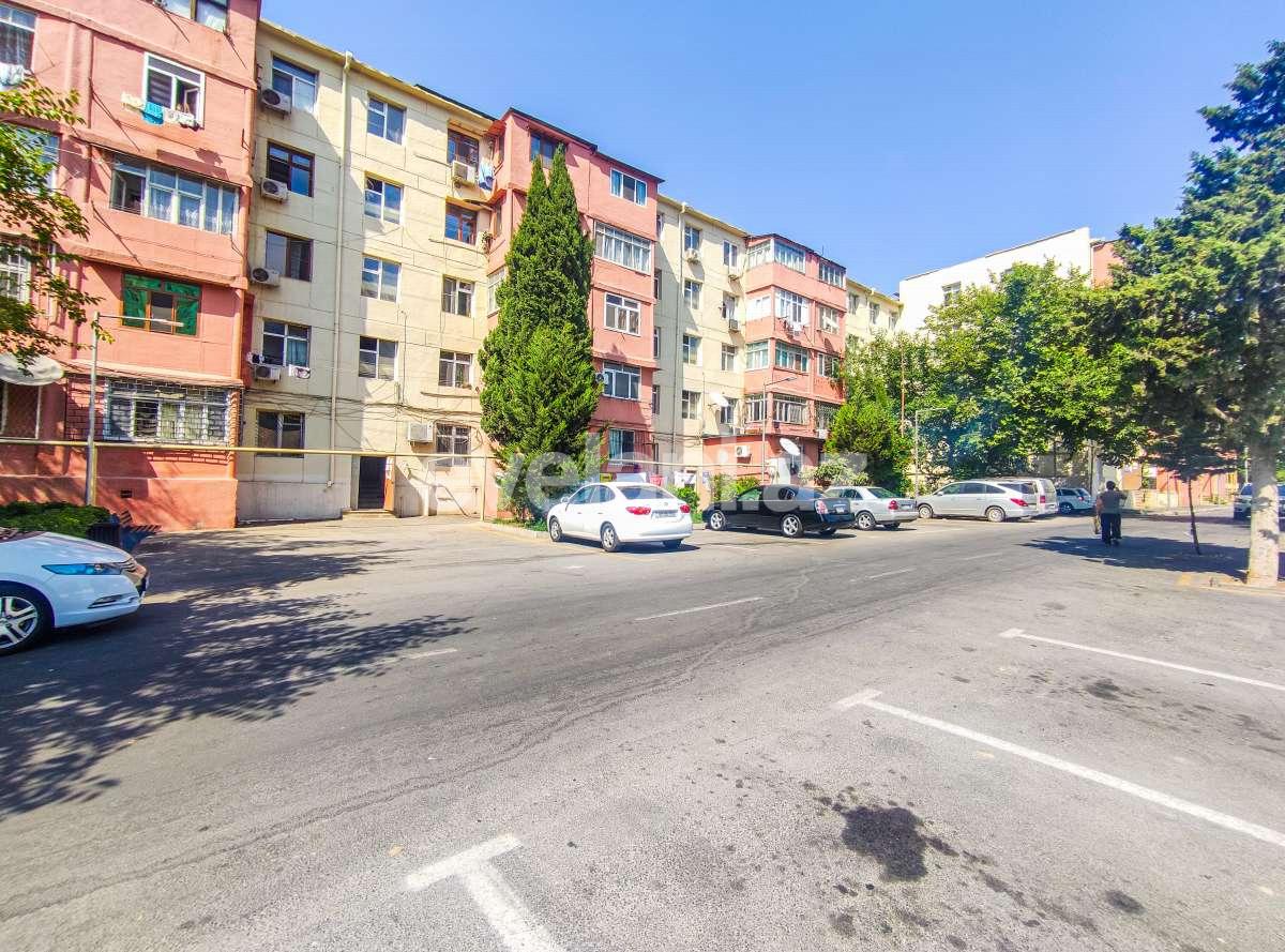 Satılır, köhnə tikili, 1 otaqlı, 30 m², Bakı, Nizami r, Qara Qarayev m.