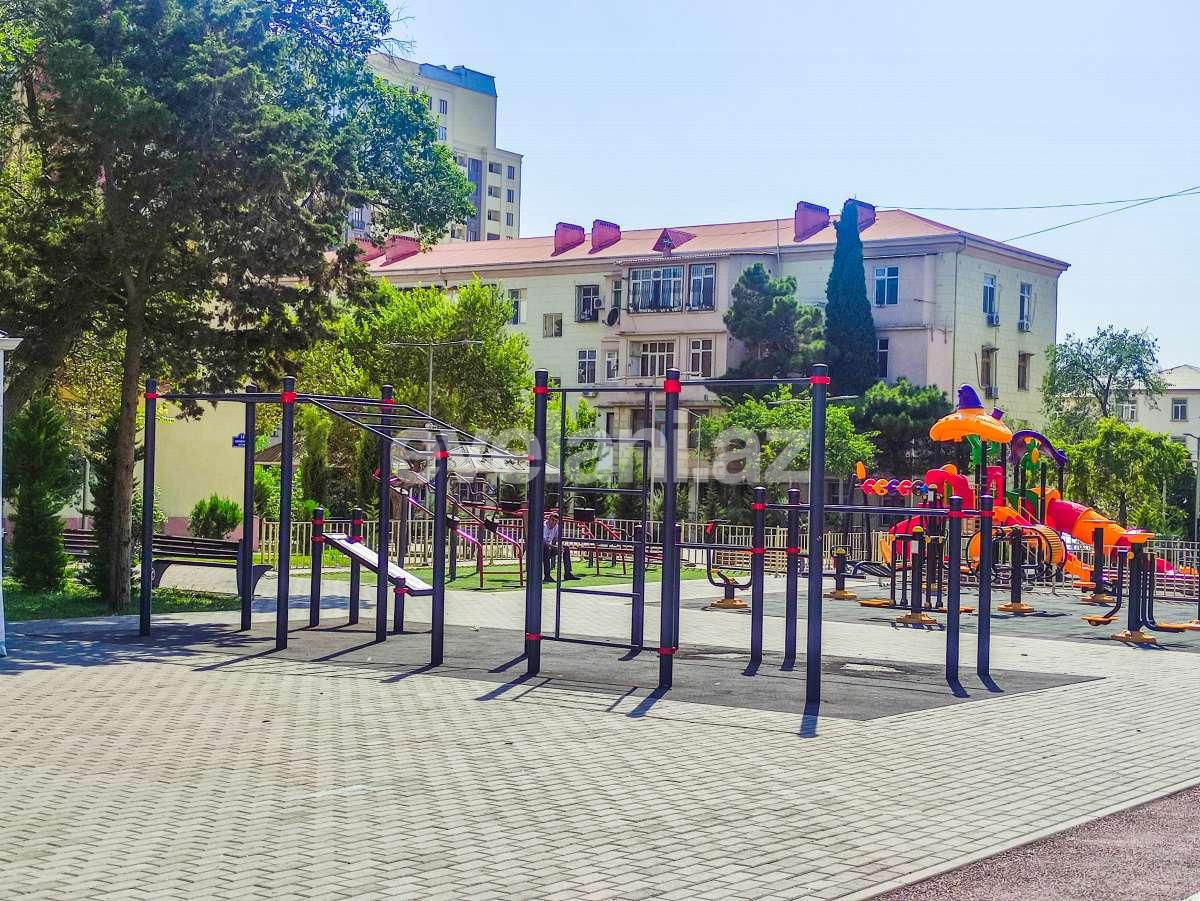 Satılır, köhnə tikili, 1 otaqlı, 30 m², Bakı, Nizami r, Qara Qarayev m.