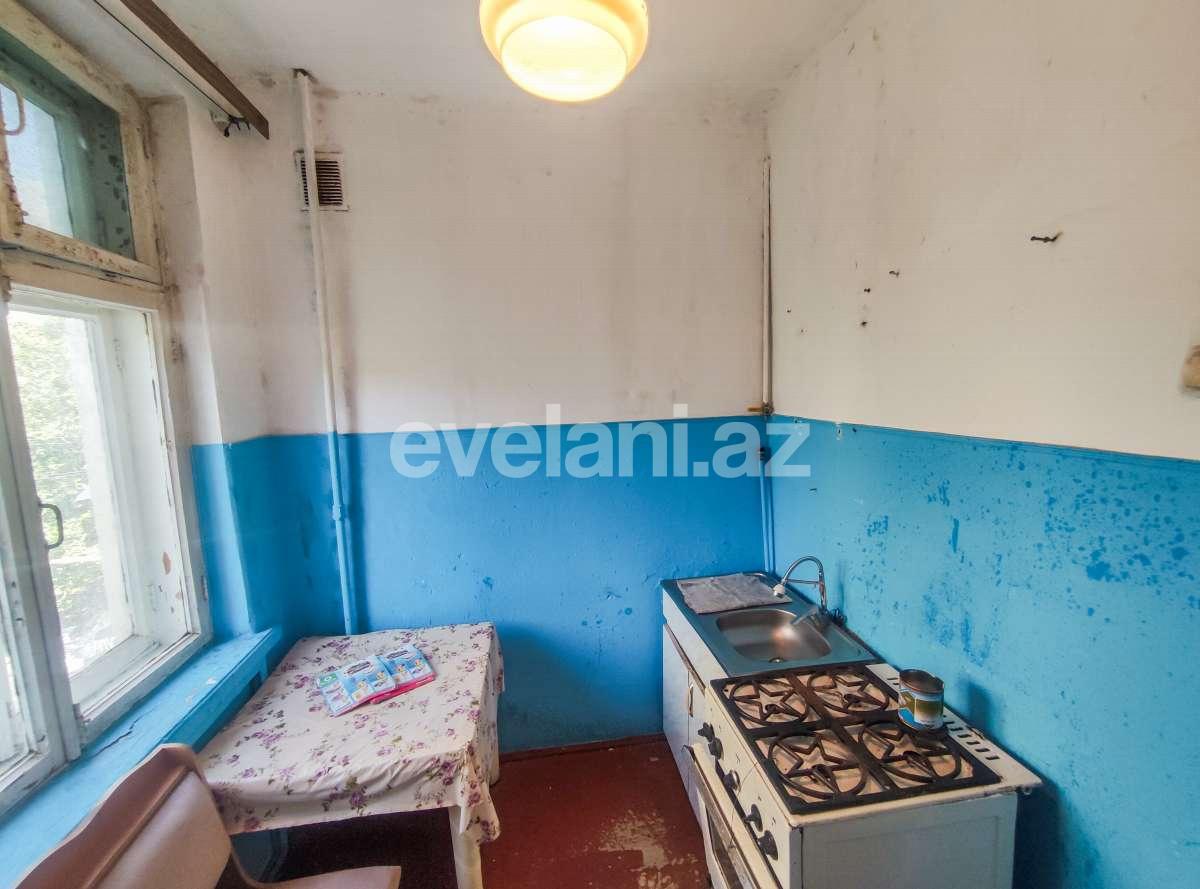 Satılır, köhnə tikili, 1 otaqlı, 30 m², Bakı, Nizami r, Qara Qarayev m.