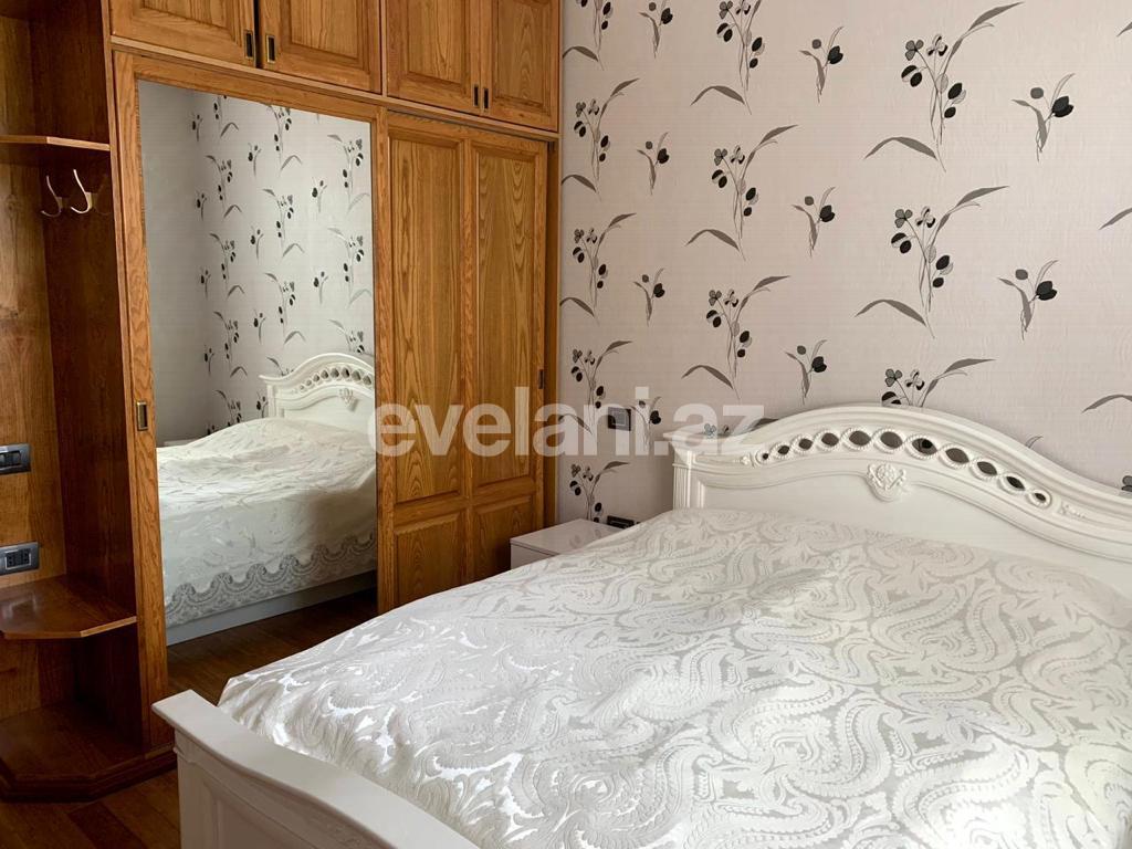 Продаётся, вторичка, 3-комнаты, 89.99 m², Баку, Сабаильский r, Ичери Шехер m.