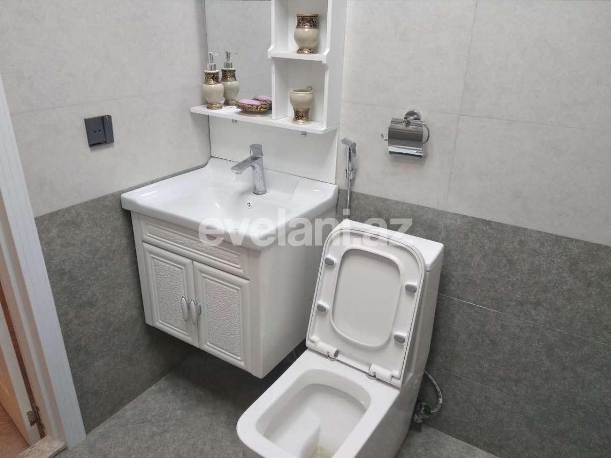 Satılır, yeni tikili, 2 otaqlı, 67 m², Bakı, Nizami r, Qara Qarayev m.