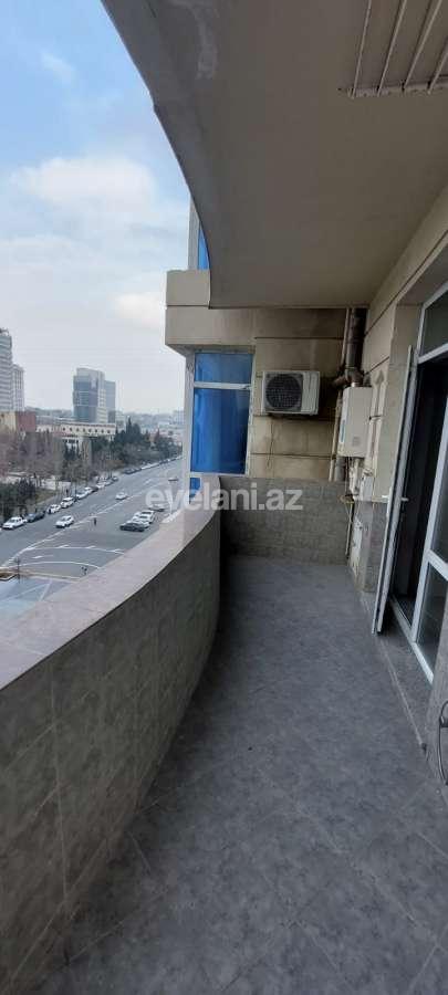 Сдаётся, новостройка, 3-комнаты, 134.99 m², Баку, Хатаинский r.