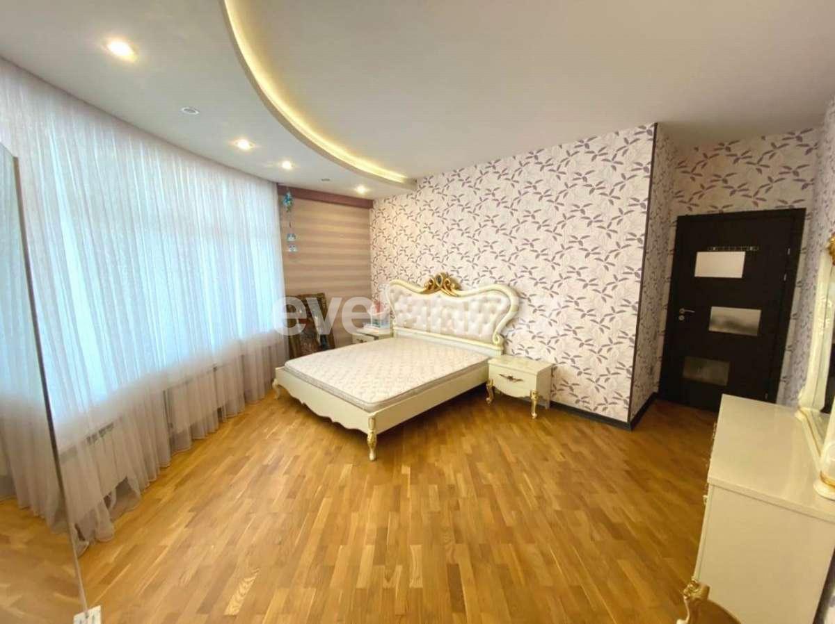 Satılır, yeni tikili, 6 otaqlı, 300 m², Bakı, Nəsimi r.