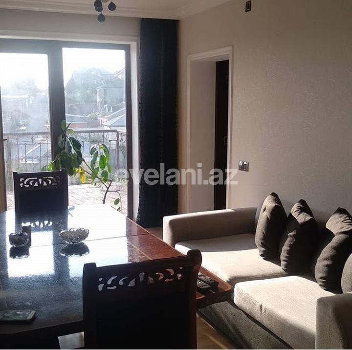 Satılır, həyət evi / bağ, 6 otaqlı, 120 m², Bakı, Səbail r, Badamdar q.