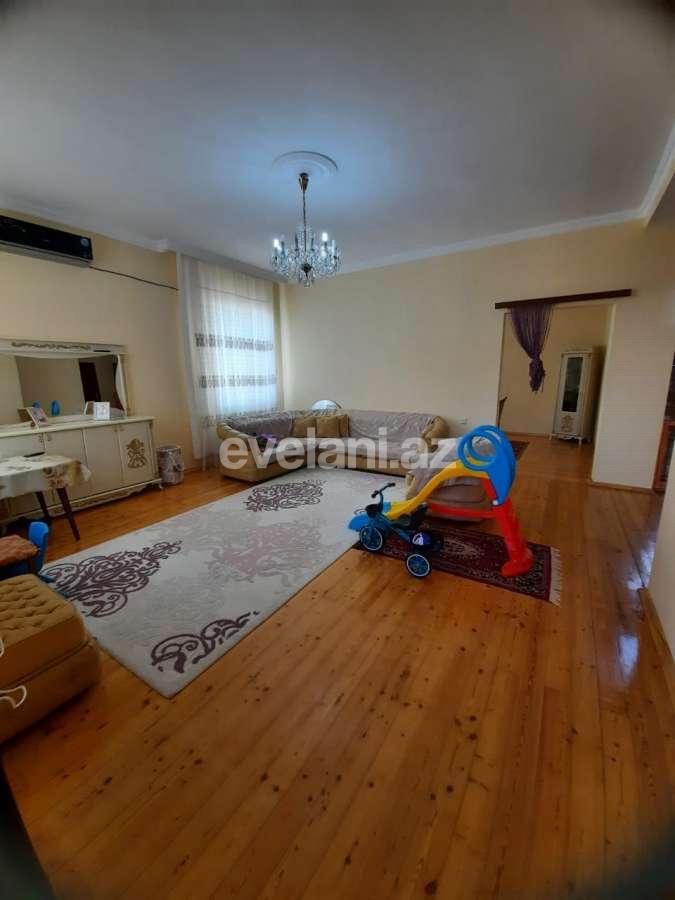 Satılır, həyət evi / bağ, 6 otaqlı, 200 m², Bakı, Səbail r, Badamdar q.