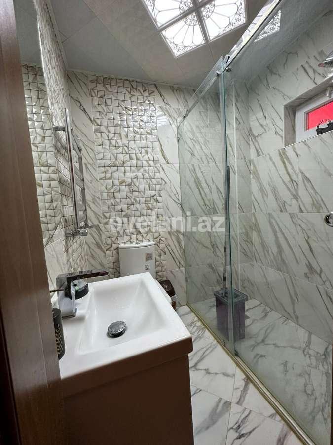 Satılır, həyət evi / bağ, 5 otaqlı, 174 m², Bakı, Səbail r, Badamdar q.