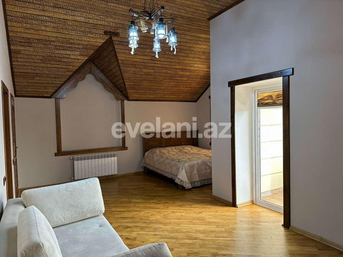 Satılır, həyət evi / bağ, 5 otaqlı, 174 m², Bakı, Səbail r, Badamdar q.