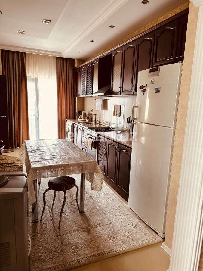 Kirayə verilir, yeni tikili, 3 otaqlı, 120 m², Bakı, Xətai r, 28 may m.