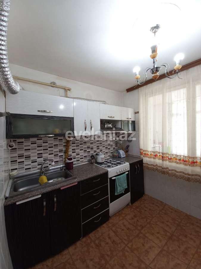 Satılır, köhnə tikili, 4 otaqlı, 90 m², Bakı, Xətai r, Əhmədli q.
