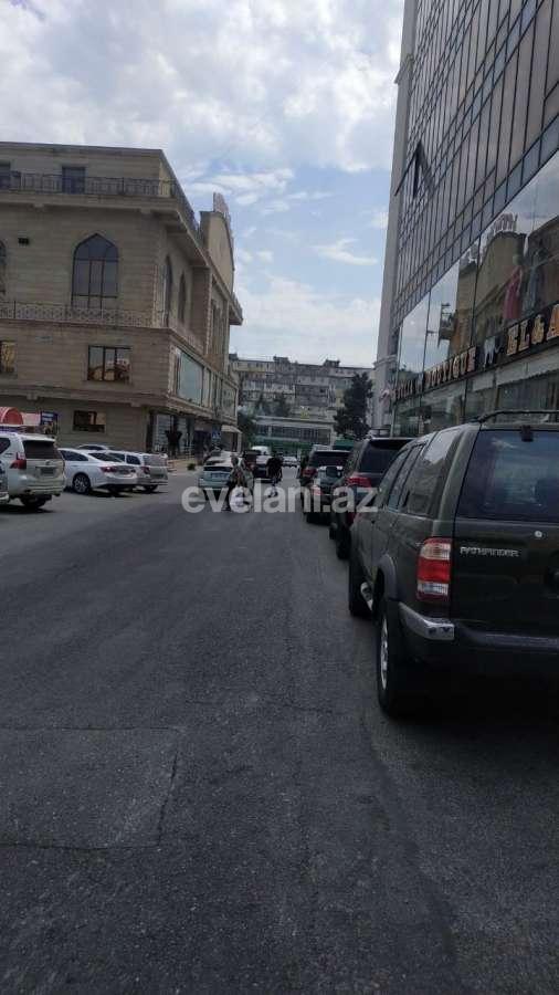 Satılır, köhnə tikili, 1 otaqlı, 40 m², Bakı, Binəqədi r, Azadlıq prospekti m.