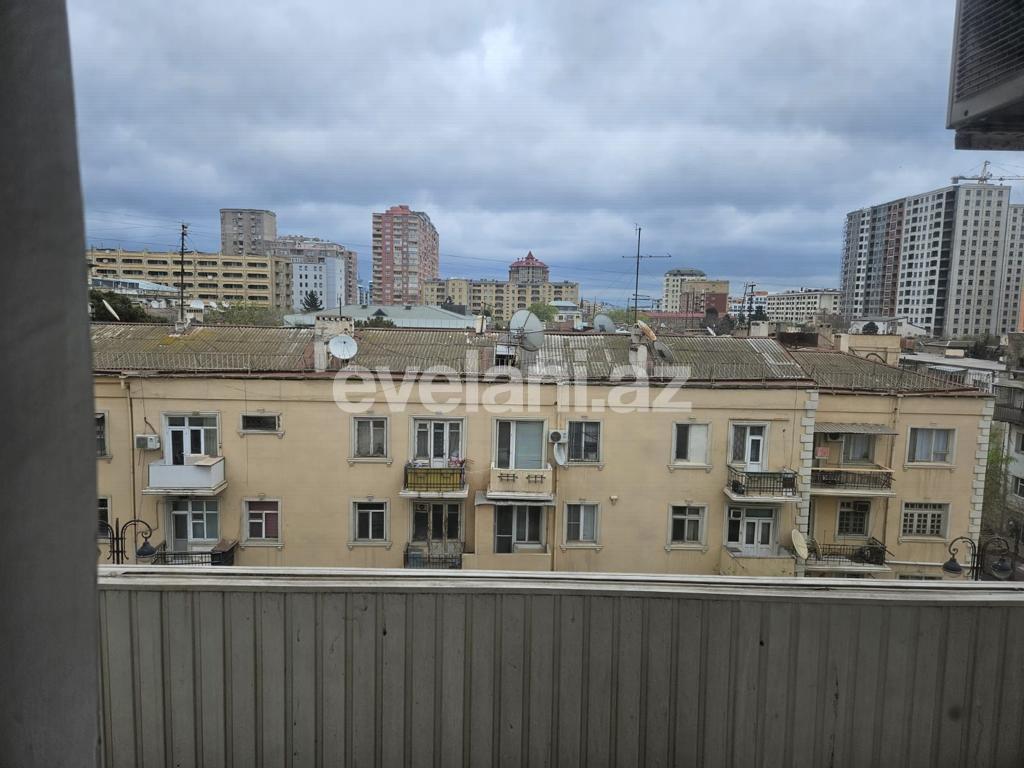 Satılır, köhnə tikili, 2 otaqlı, 45 m², Bakı, Nəsimi r, 28 may m.