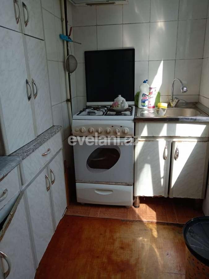 Satılır, köhnə tikili, 3 otaqlı, 60 m², Bakı, Binəqədi r.