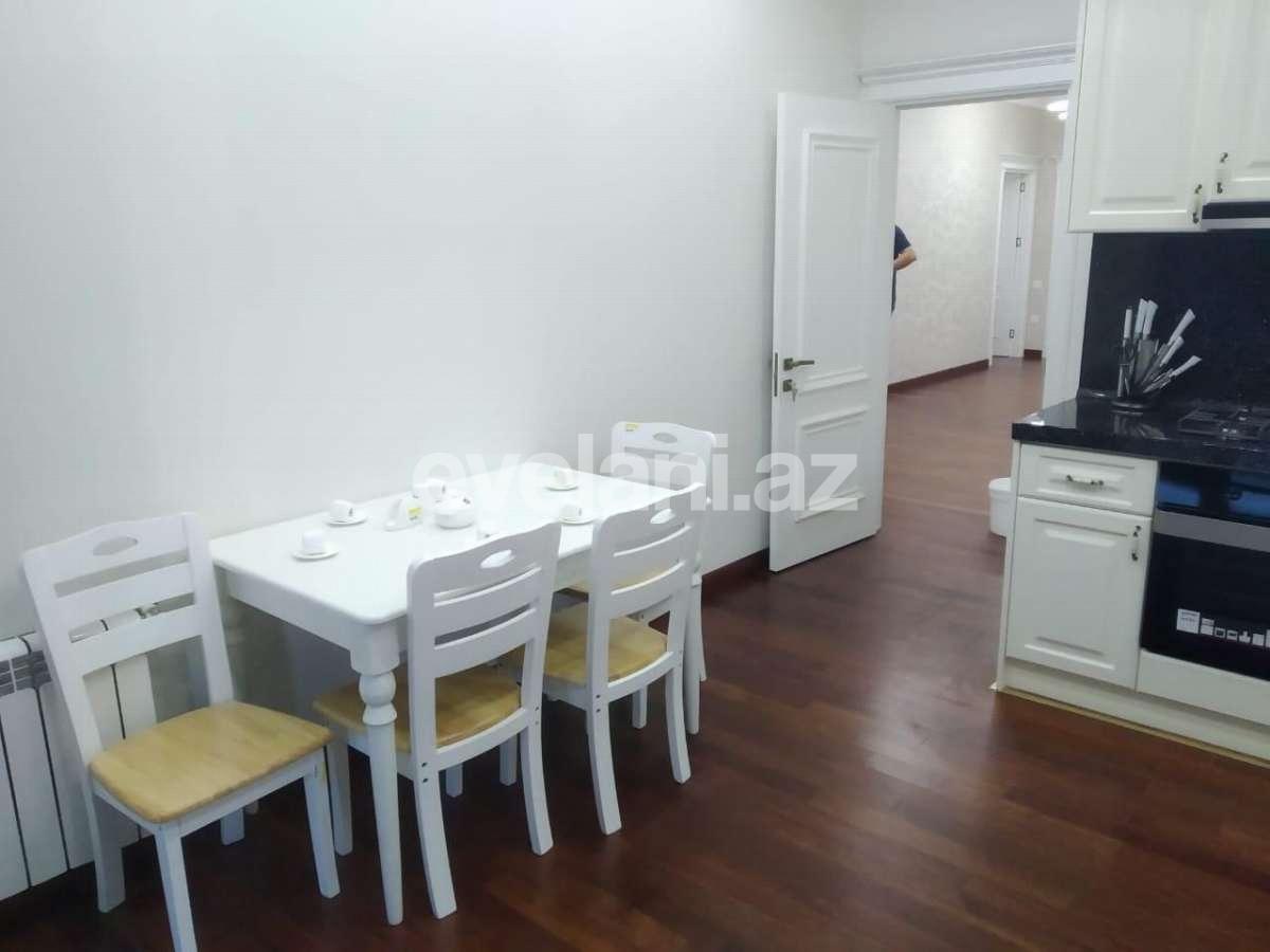 Satılır, yeni tikili, 4 otaqlı, 176 m², Bakı, Yasamal r, 8 Noyabr m.