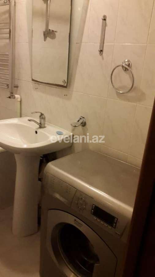 Kirayə verilir, köhnə tikili, 2 otaqlı, 52 m², Bakı, Yasamal r, İnşaatçılar m.